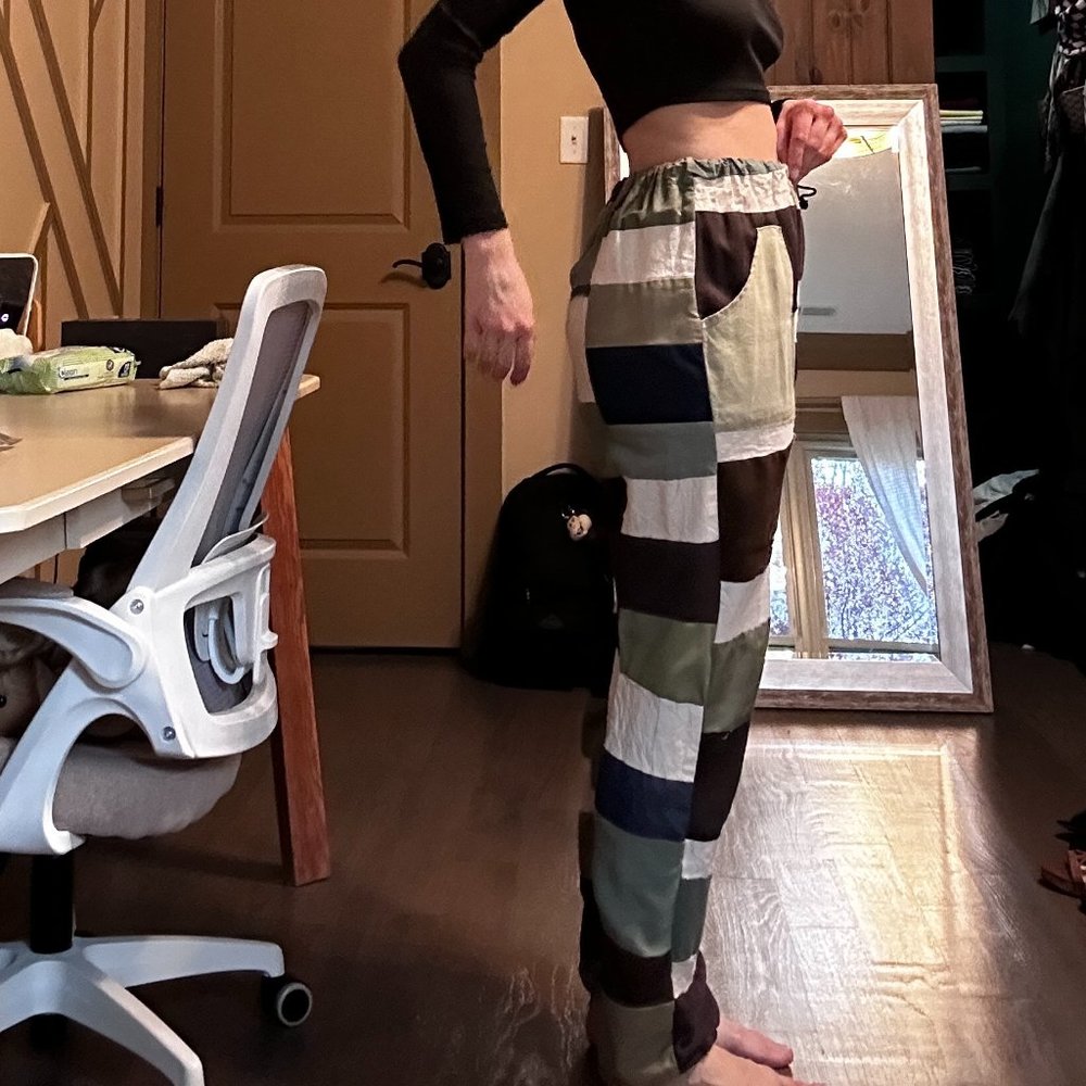 pants - Picture 3 of 4